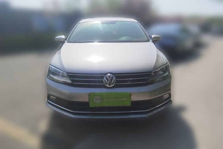 Used Volkswagen Sagitar 2015 230TSI Automatic Comfort Version
