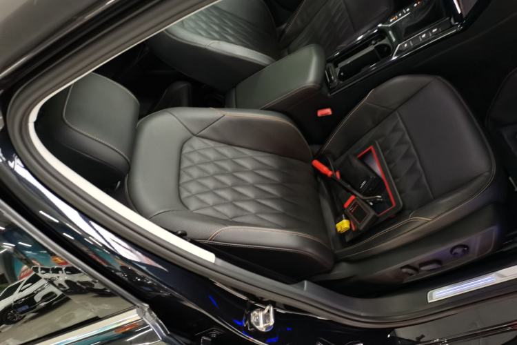 Used Volkswagen Passat New Energy 2020 430 PHEV Hybrid Luxury Edition China VI Standard