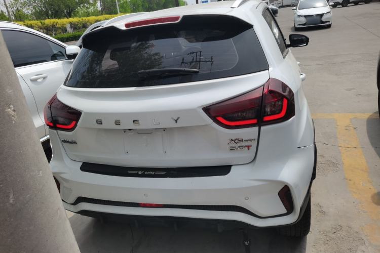 Used Geely Auto Vision X3 2021 PRO 1.5L CVT Deluxe Model
