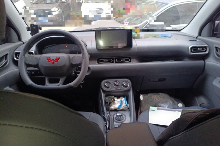 Used Wuling Hongguang New Energy 2025 Extended-Range Hybrid 50 km Standard Version