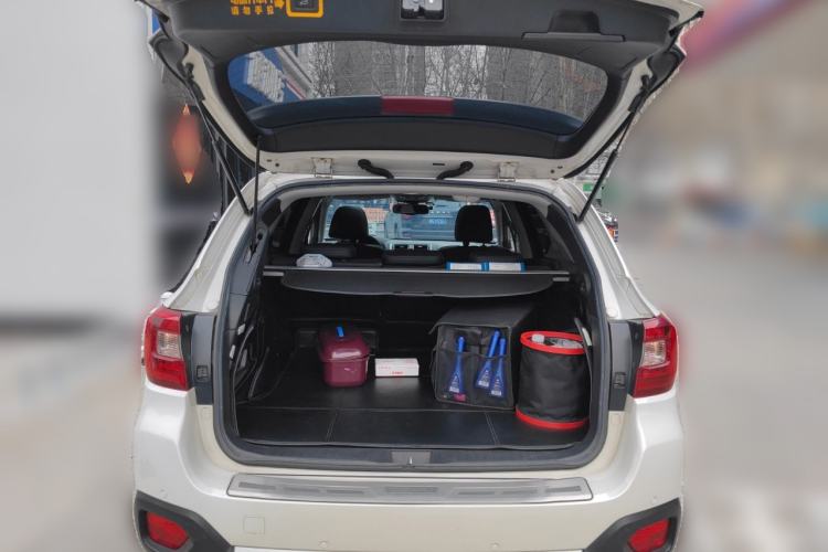 Used Subaru Outback 2016 2.5i Sport Navigation Edition Trunk