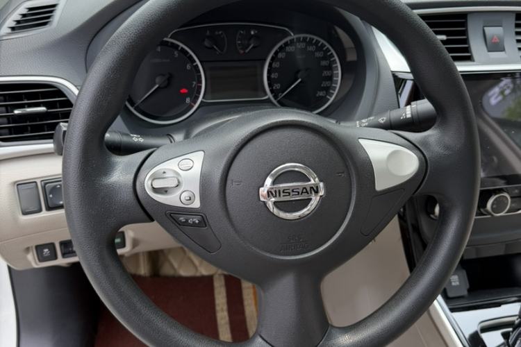 Used Nissan Sylphy 2016 1.6 XL CVT Luxury Edition Interior 4