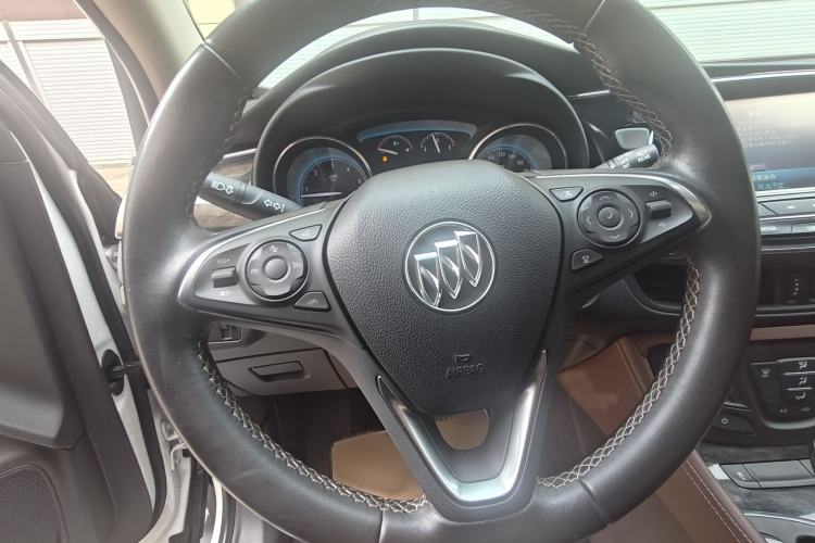 Used Buick Envision 2016 28T Four-Wheel Drive Luxury Model Steering Wheel