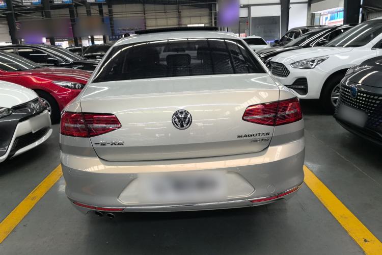 Used Volkswagen Magotan 2018 330TSI DSG Advanced Model Rear