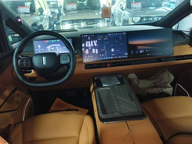 Used Wey Gaoshan 2025 Four-Wheel Drive Alpine 8 — 9