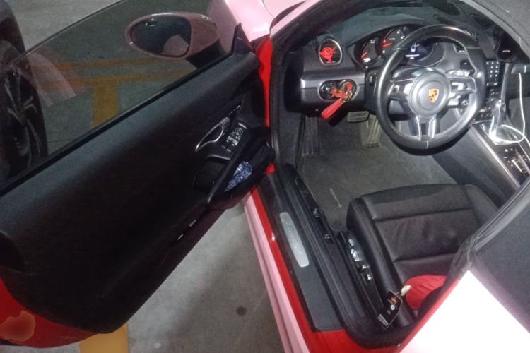 Used Porsche 718 2018 Boxster 2.0T Driver Seat