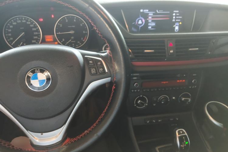 Used BMW X1 2015 sDrive18i Fashion Upgrade Edition