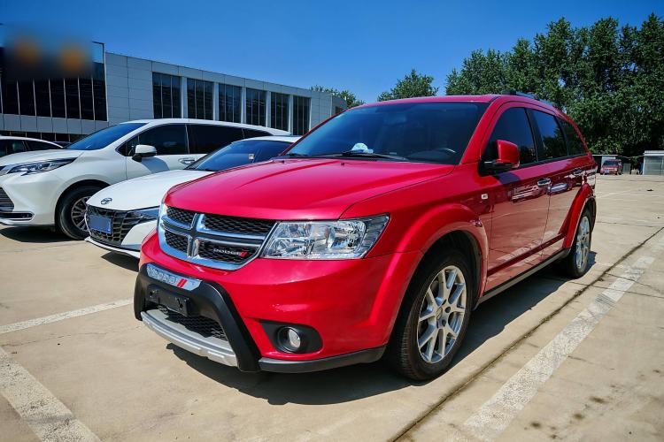 Used Dodge Journey 2013 2.4L Two-Wheel Drive Luxury Version