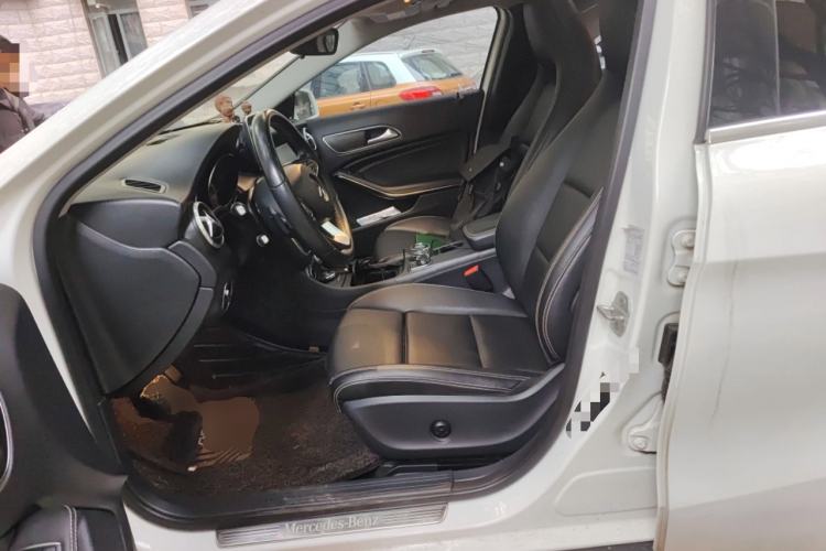 Used Mercedes-Benz GLA 2016 GLA 200 Sport Edition Left Front Seat