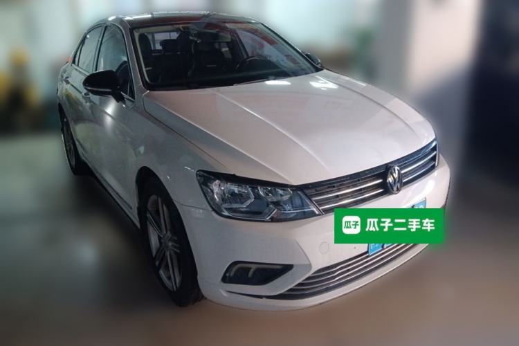 Used Volkswagen Lamando 2017 280TSI DSG Comfort Edition Front Right 45 Deg