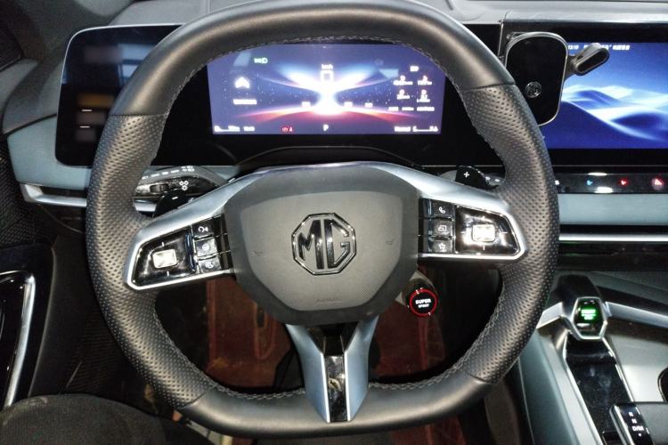 Used MG 7 2023 1.5T DCT Luxurious Supreme Edition