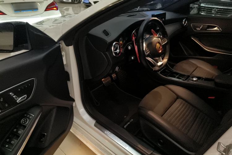 Used Mercedes-Benz CLA 2016 Year Restyled CLA 220 4MATIC
