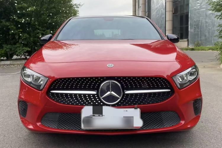 Used Mercedes-Benz A-Class 2019 A 200 Dynamic Edition Exterior 5