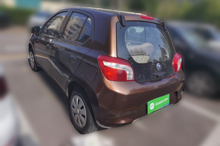 Used Venucia R30 2014 1.2L Manual Enjoyment Edition
