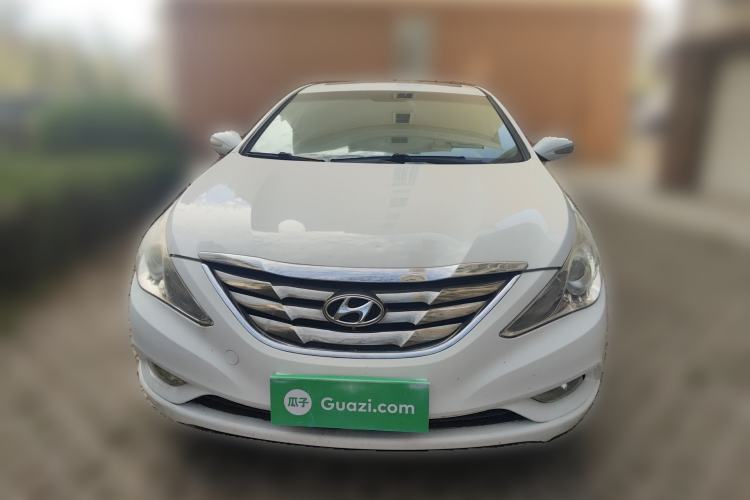 Used Hyundai Sonata 2011 2.0L Automatic Luxury Edition Front