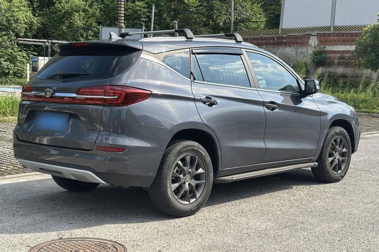 Used BYD Song 2021 Classic Edition 1.5T Automatic Elite Model
