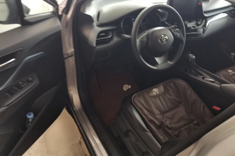 Used Toyota IZOA 2021 2.0L Enjoy Edition