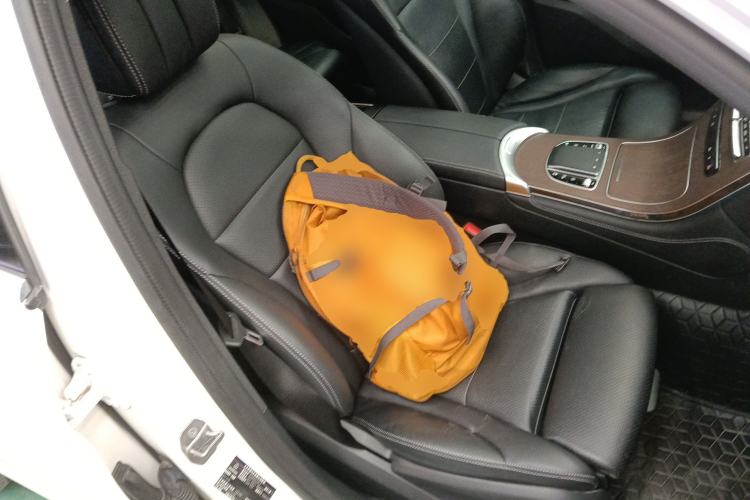 Used Mercedes-Benz GLC 2020 Facelift GLC 260 L 4MATIC Luxury Edition Right Front Seat