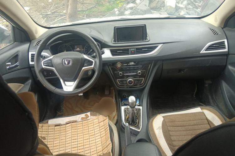Used CHANGAN Alsvin V7 2015 1.6L Manual Enjoyment Model China V Standard Center Console