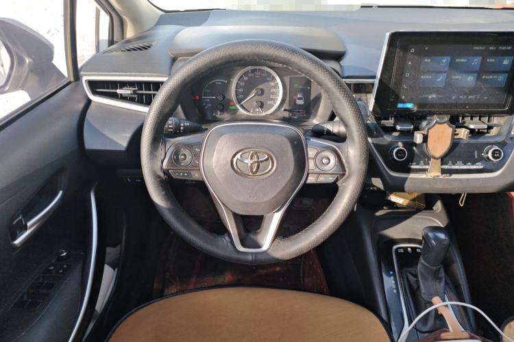 Used Toyota Corolla 2021 Dual-Motor 1.8L E-CVT Elite Edition
