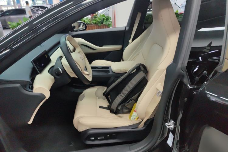 Used Nio ET5T 2024 75kWh Touring Left Front Seat