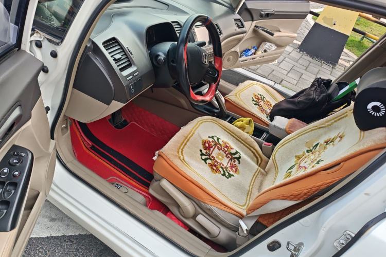 Used CIIMO 2012 1.8L Automatic
