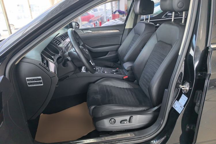 Used Volkswagen Magotan 2017 330TSI DSG Luxury Model