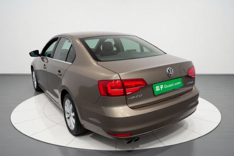 Used Volkswagen Sagitar 2015 230TSI Automatic Comfort Version