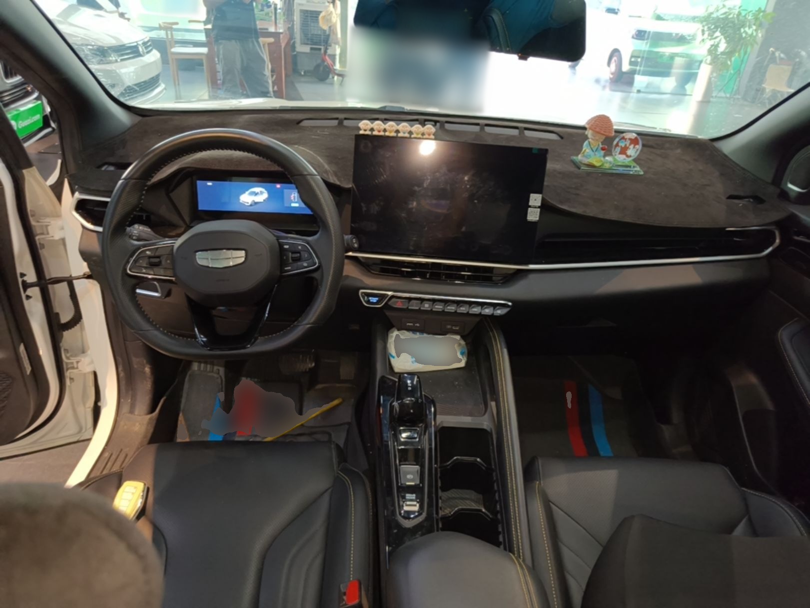 Geely Auto Coolray 2025 Bin Yue L 1.5T DCT Starlight Edition — снимка 19