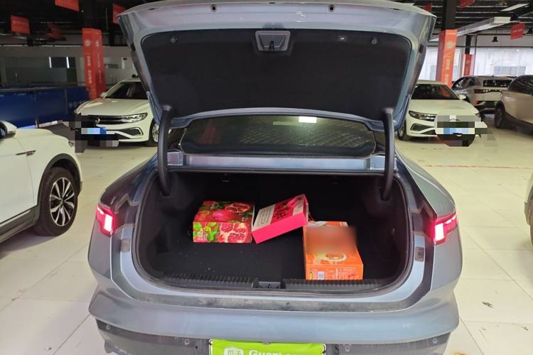 Used Lynk & Co Z10 2025 95 kWh 702 km All-Wheel Drive Intelligent Driving Ultra