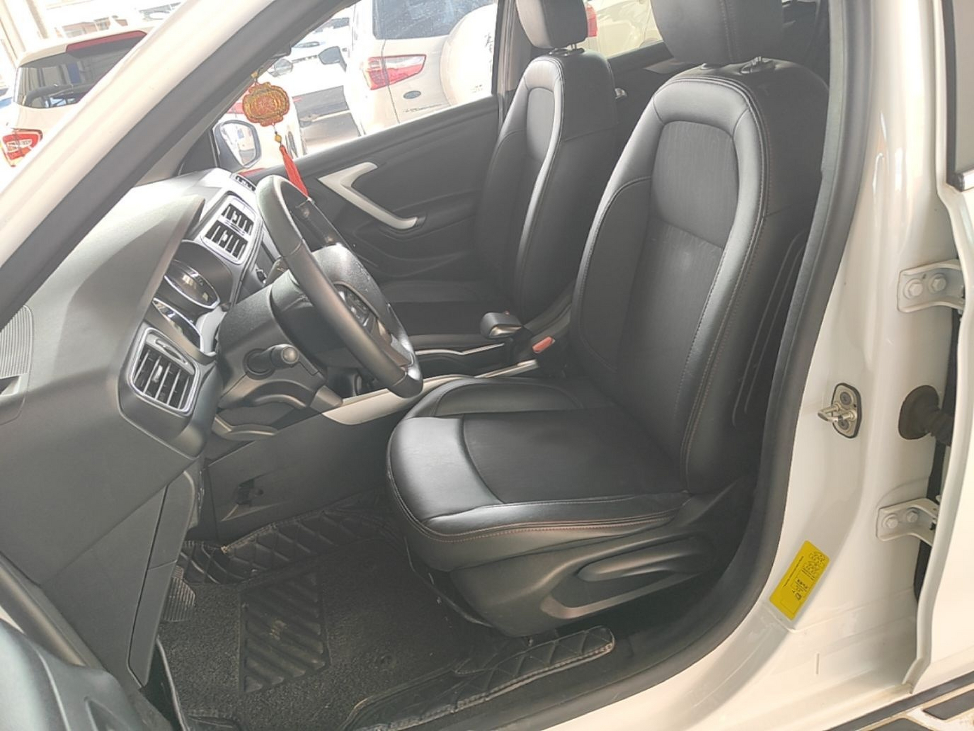 Avant de la voiture