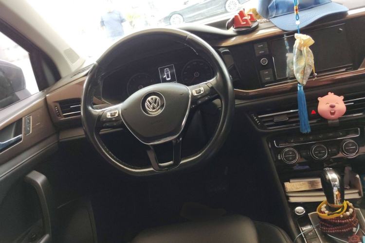 Used Volkswagen Tharu 2019 330TSI Four-Wheel Drive Luxury Edition China VI Standard