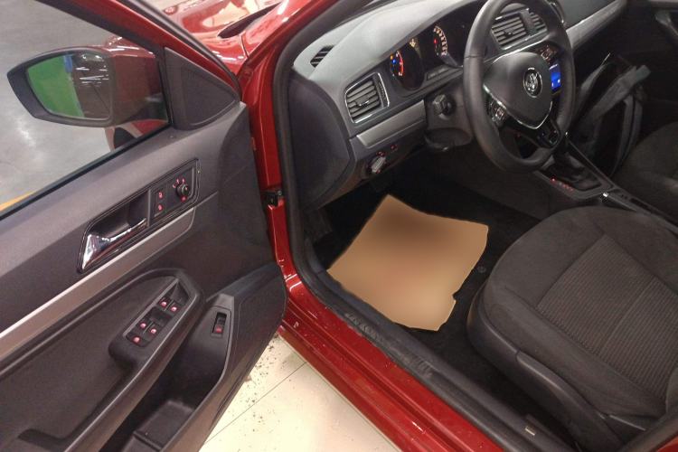 Used Volkswagen Lavida 2015 1.6L Automatic Fashion Edition