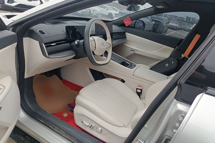 Used Dongfeng eπ eπ007 2025 Model Range-Extended 230 Leading Supreme Edition
