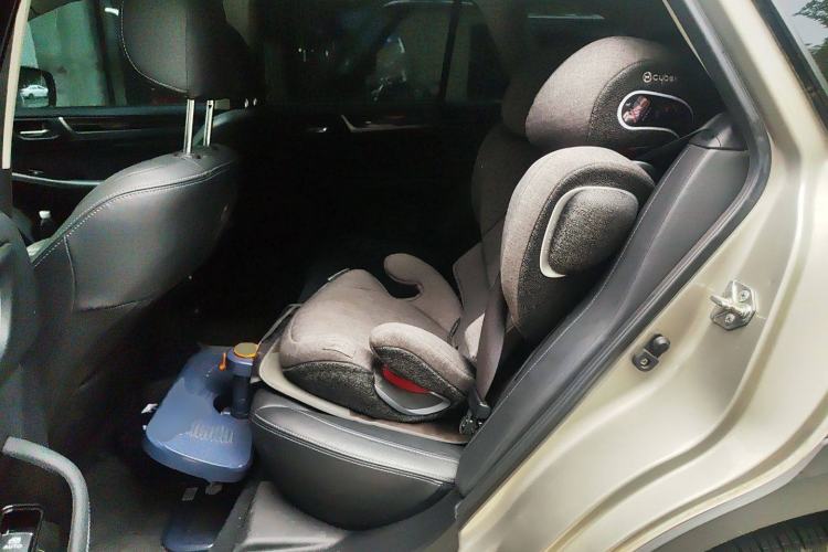 Used Subaru Outback 2016 2.5i Luxury Navigation Edition Left Rear Seat