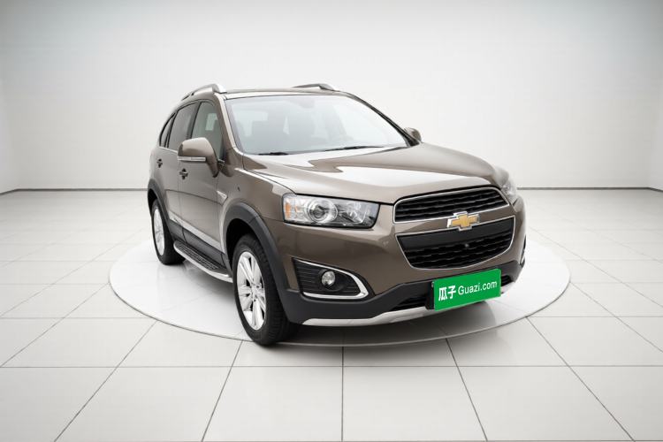 Used Chevrolet Captiva 2015 2.4L 4x4 Flagship Edition 7-Seater