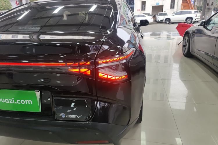 Used Toyota bZ3 2023 517 km Elite PRO Right Rear Taillight