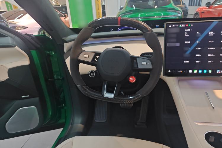 Used Xiaomi Auto YU7 2025 Ultra-Long Range High-Performance All-Wheel-Drive Max Edition
