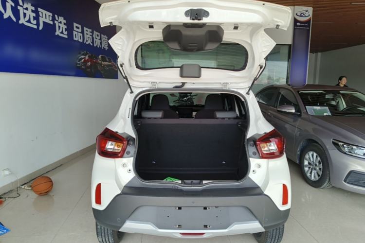 Used Dongfeng NAMMI BOX 2022 Chasing Wind Edition 331 km Standard Model Trunk