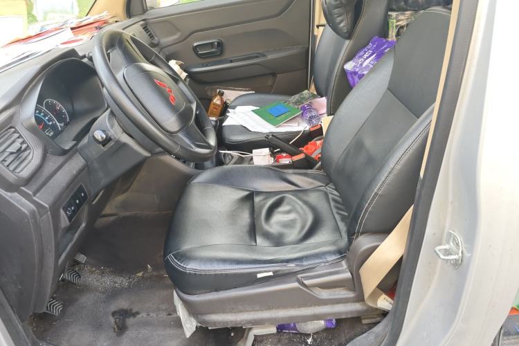 Used Wuling Hongguang V 2022 1.5L Enjoy Edition Hydraulic Power Steering LAR