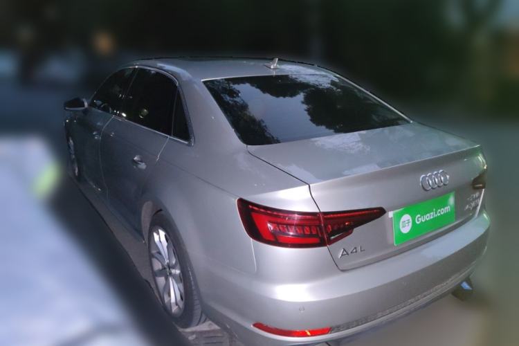 Used Audi A4L 2018 30th Anniversary Edition 45 TFSI quattro Individual Sport Edition
