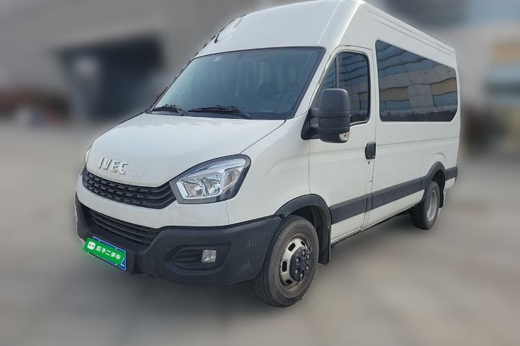 Used Iveco Eurocargo 2021 2.0T Manual Super Rui Long Wheelbase Short Overhang High Roof Side-Sliding Door F1A