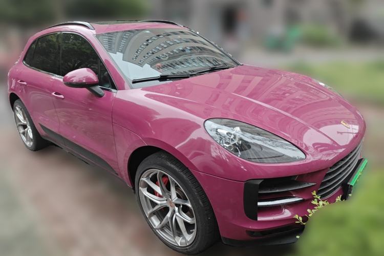 Used Porsche Macan 2021 Macan 2.0T Front Right 45 Deg