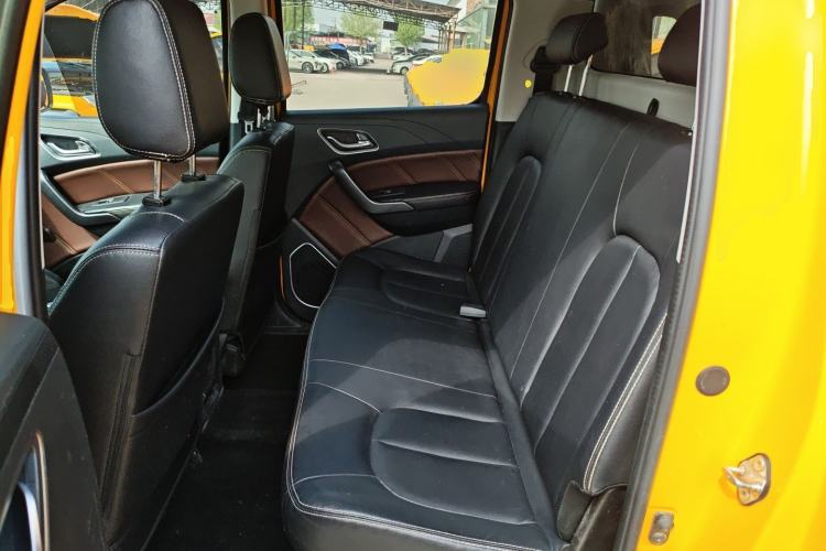 Used JMC Yuhu EV 2022 4x2 LX JX1032PSEF5BEV Left Rear Seat