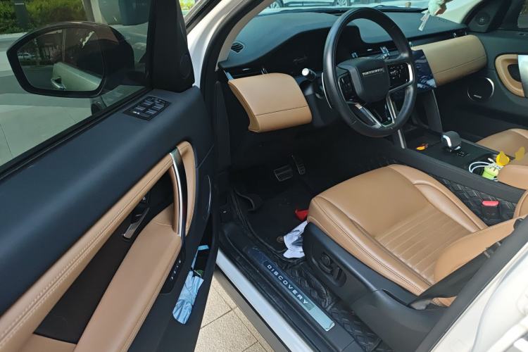 Used Land Rover Discovery Sport 2024 Luxury Custom Edition Left Front Seat