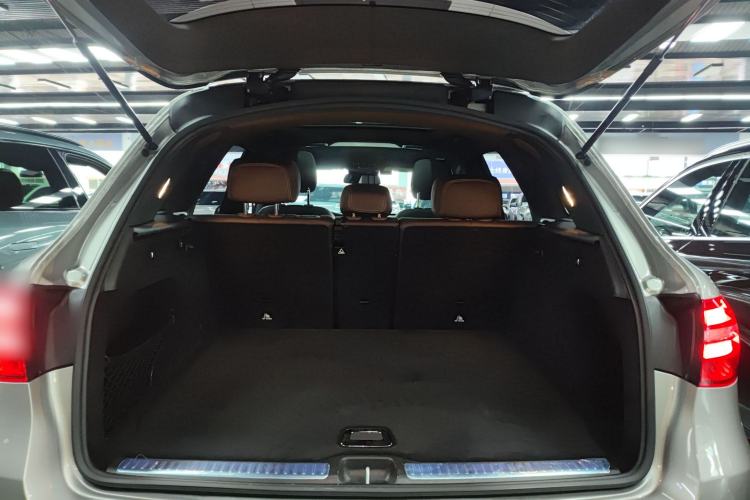 Used Mercedes-Benz GLC 2019 Facelift GLC 260 L 4MATIC Luxury Model