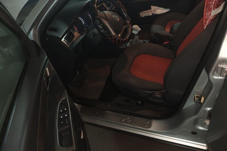 Used Dongfeng Aeolus H30 2014 CROSS 1.5L Manual Gratitude Edition