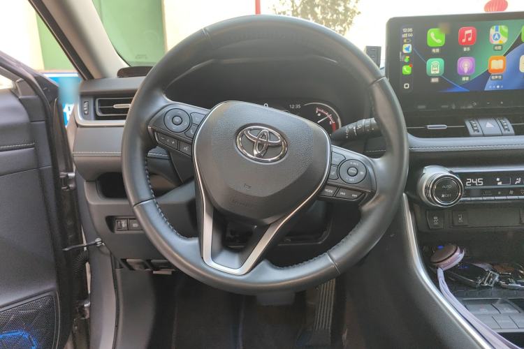 Used Toyota RAV4 2021 2.0L CVT Two-Wheel Drive Fashion PLUS Edition
