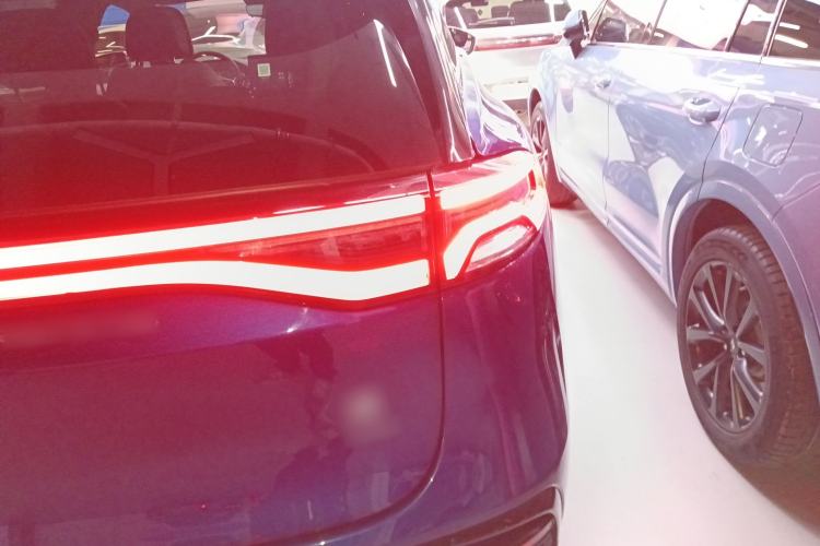 Used BYD Tang New Energy 2022 EV 635 km All-Wheel-Drive Flagship Model
