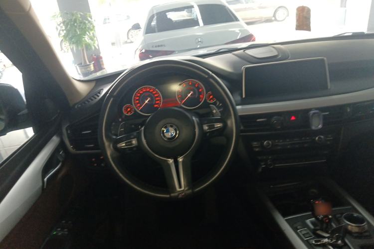 Used BMW X5 2015 xDrive35i Middle East version